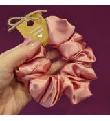 Saténová scrunchie gumička - pastelově růžová